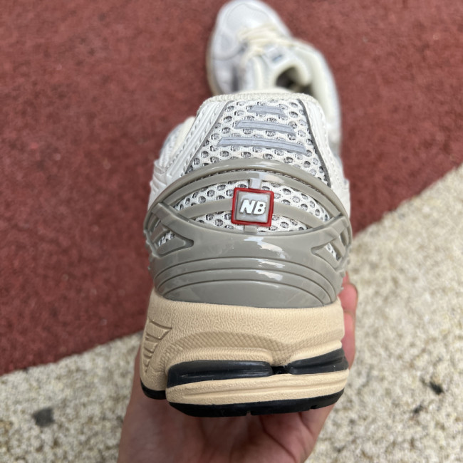 New Balance 1906R Sea Salt Marblehead