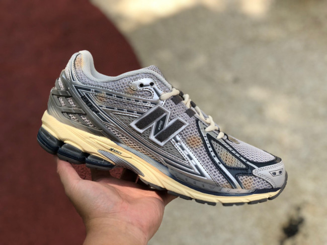 New Balance 1906R thisisneverthat ''The 2022 Downtown Run''