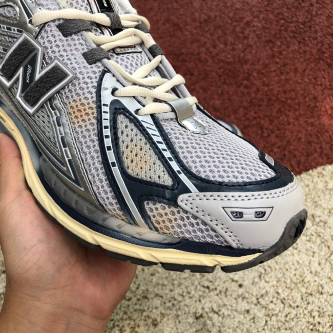 New Balance 1906R thisisneverthat ''The 2022 Downtown Run''