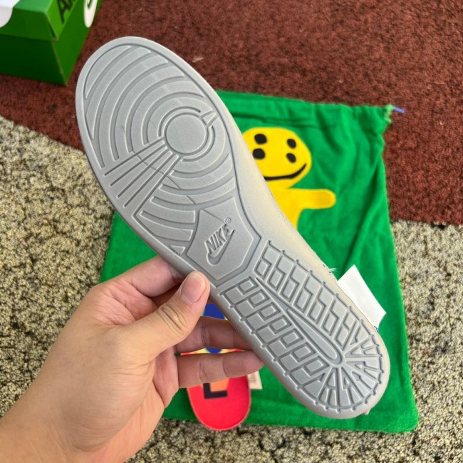 NIKE DUNK LOW CACTUS PLANT FLEA MARKET PURE PLATINUM