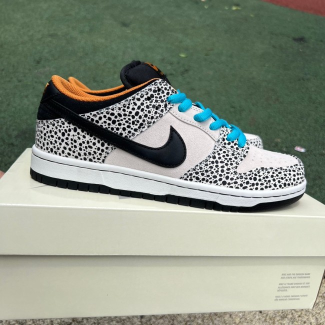 Nike SB Dunk Low Olympics Safari