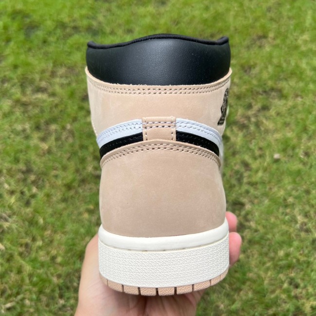 Air Jordan 1 Retro High OG Latte