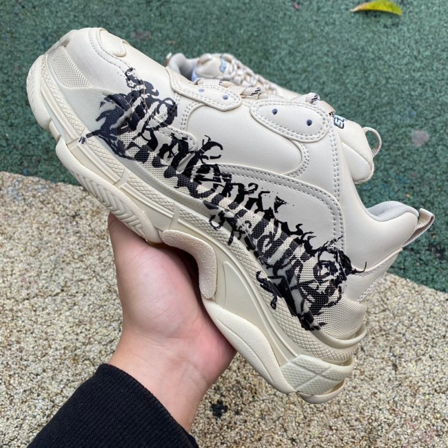 Balenciaga Triple S