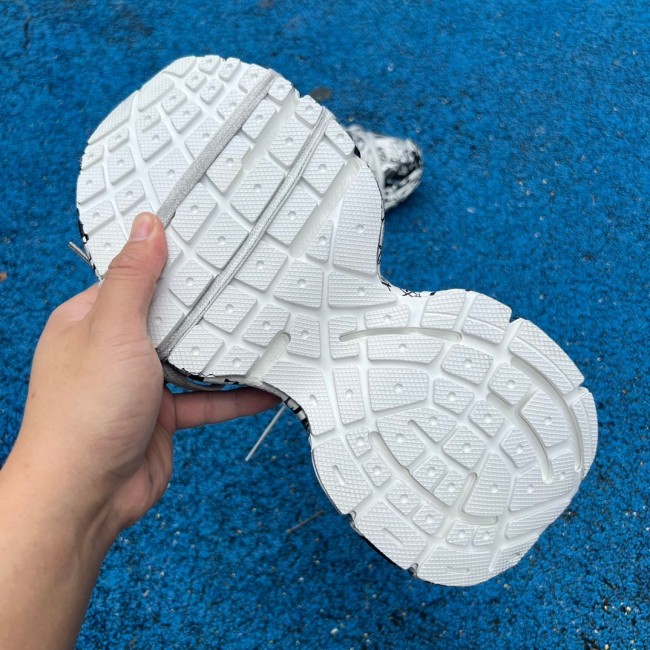 Balenciaga 3XL
