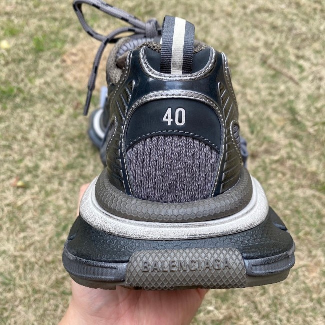 Balenciaga 3XL