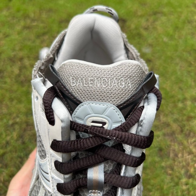 Balenciaga Runner