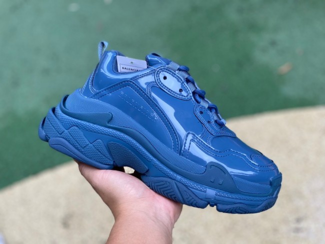 Balenciaga Triple S