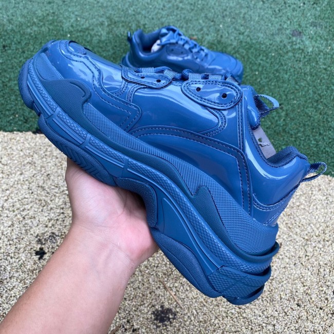 Balenciaga Triple S