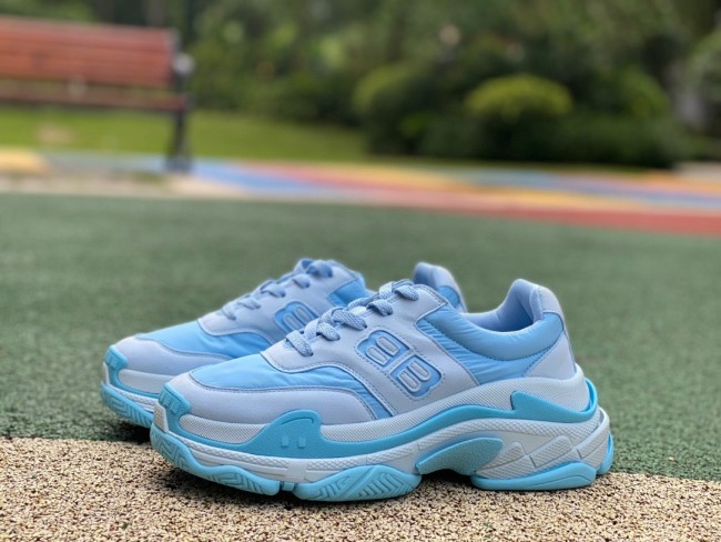 Balenciaga Triple S