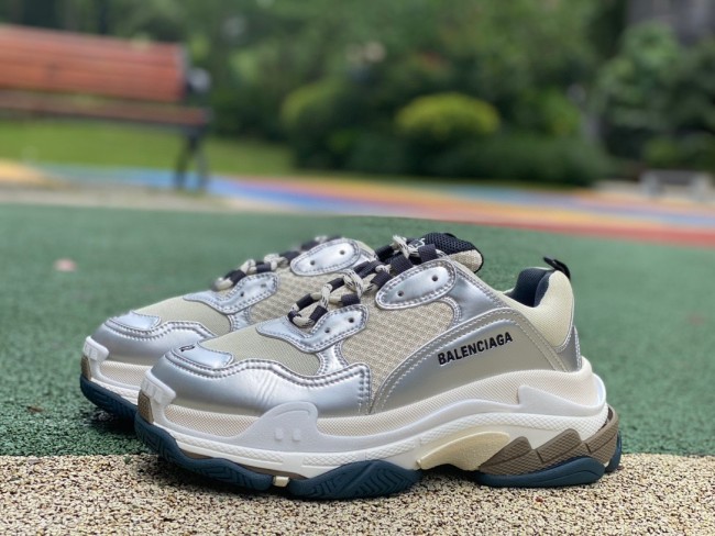 Balenciaga Triple S