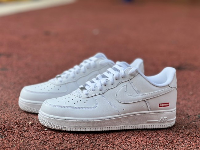 Nike Air Force 1 Low Supreme White
