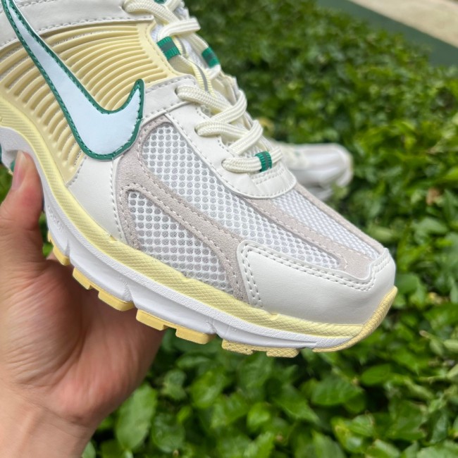 Nike Zoom Vomero 5 Malachite Alabaster