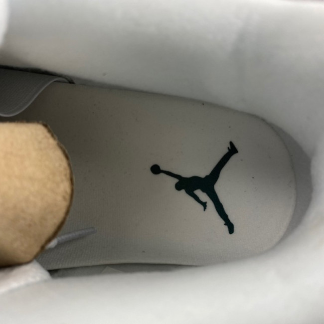 Air Jordan 4 Retro Oxidized Green