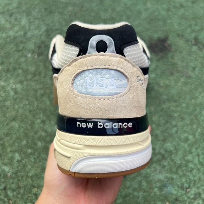New Balance 993 MiUSA Teddy Santis Sea Salt Black