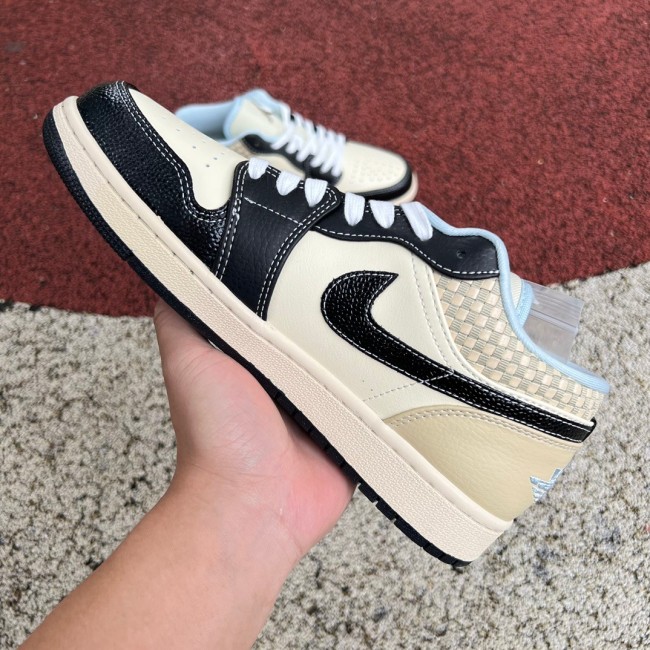 Nike Air Jordan 1 Low SE Coconut Milk Black Muslin