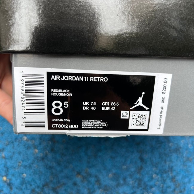 Air Jordan 11 Retro Black Red