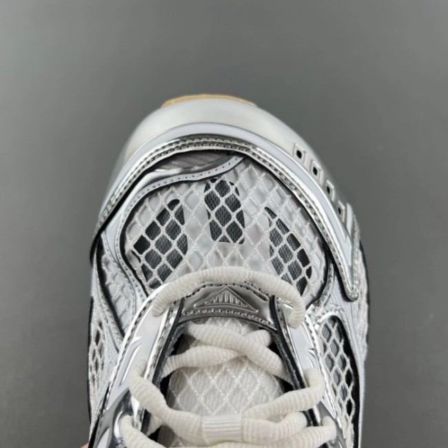 Bottega Veneta Orbit Silver White