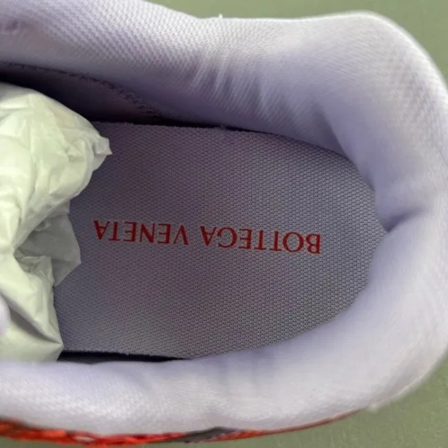 Bottega Veneta Orbit Pure Red