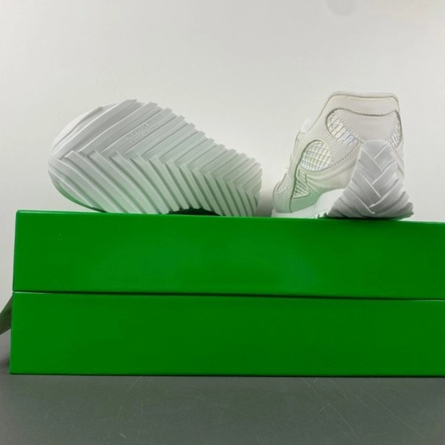 Bottega Veneta Orbit Pure White