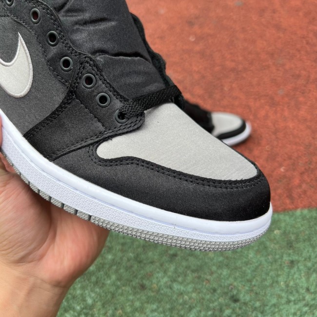 Air Jordan 1 Retro High OG Satin Shadow