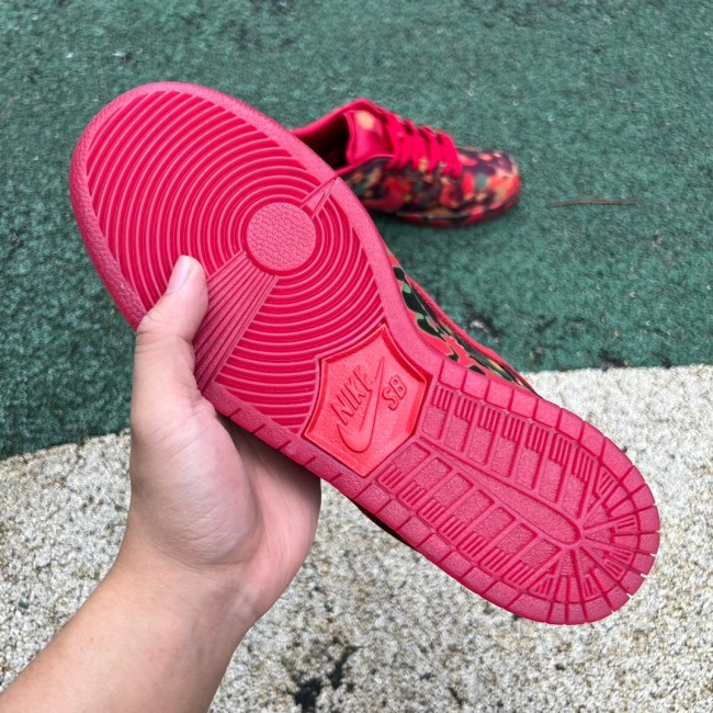 The Wizard of Oz x Dunk Low SB Poppy Field