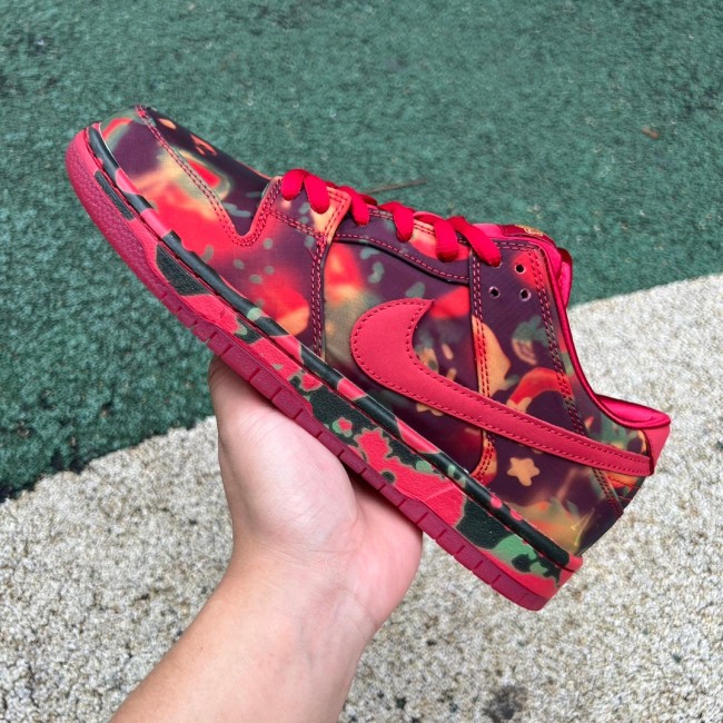 The Wizard of Oz x Dunk Low SB Poppy Field