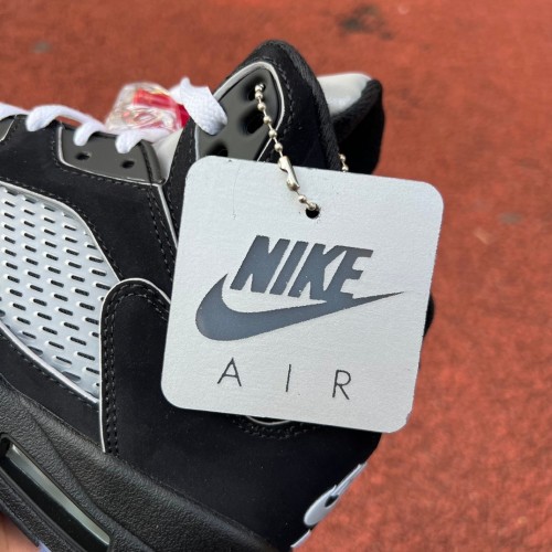 Air Jordan 5 Retro OG Black Metallic Reimagined