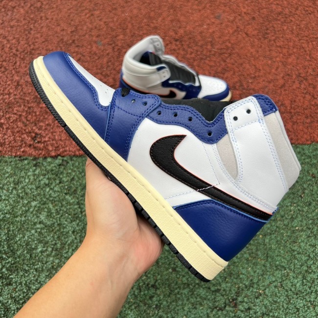 Air Jordan 1 High OG Deep Royal Blue