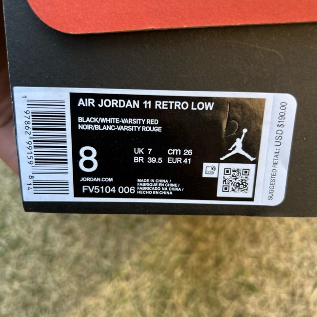 Air Jordan 11 Low Bred