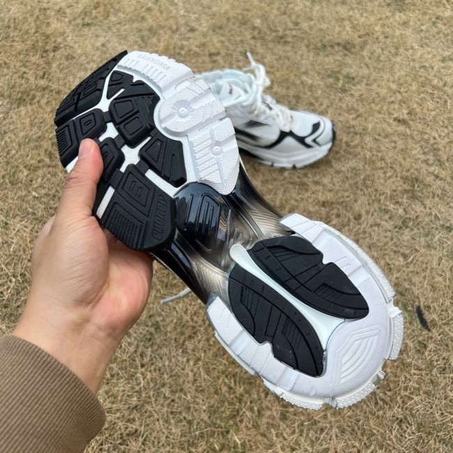 Balenciaga Runner