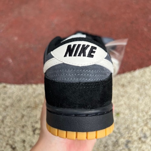 Nike Dunk Low SE Black Grey Gum
