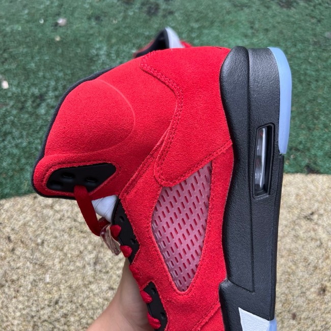 Air Jordan 5 Retro Toro Bravo Raging Bull