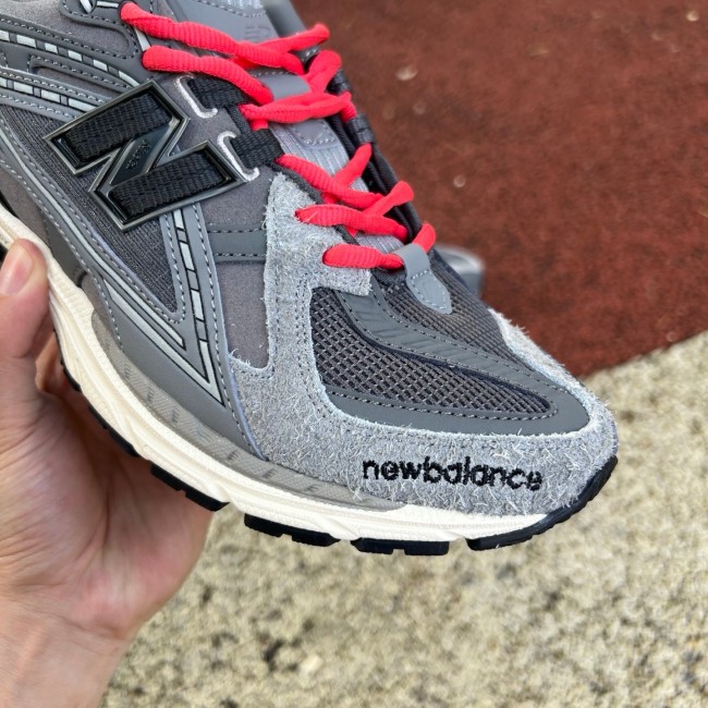 New Balance 1906U Grey Red