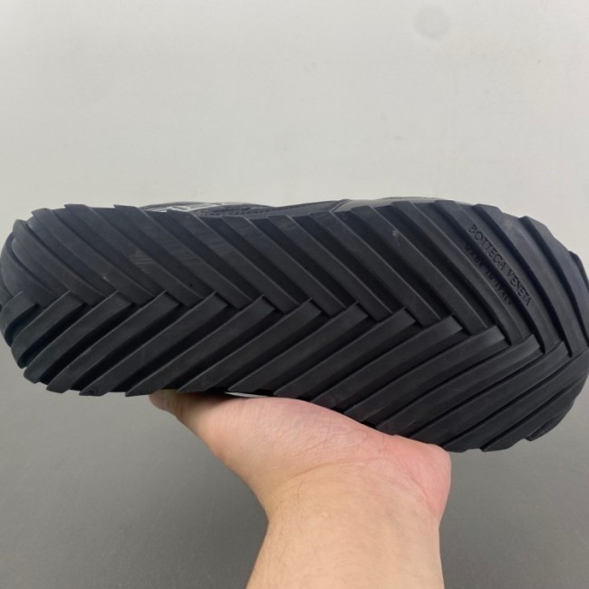 Bottega Veneta Orbit Black