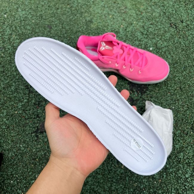 Nike Kobe 9 EM Low Protro Kay Yow Think Pink