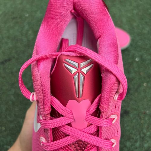 Nike Kobe 9 EM Low Protro Kay Yow Think Pink