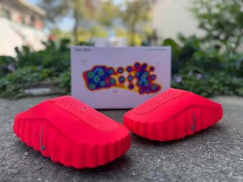Nike Mind 001 Slide Solar Red