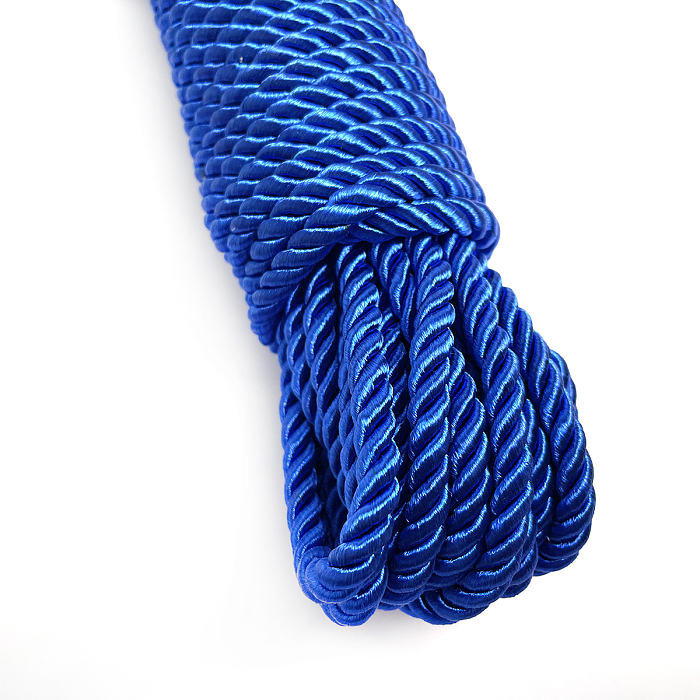 鮮やかな藍色緊縛ナイロンロープ 10ｍ