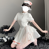 ふわふわでガーリーなナース風コスプレ4点セット