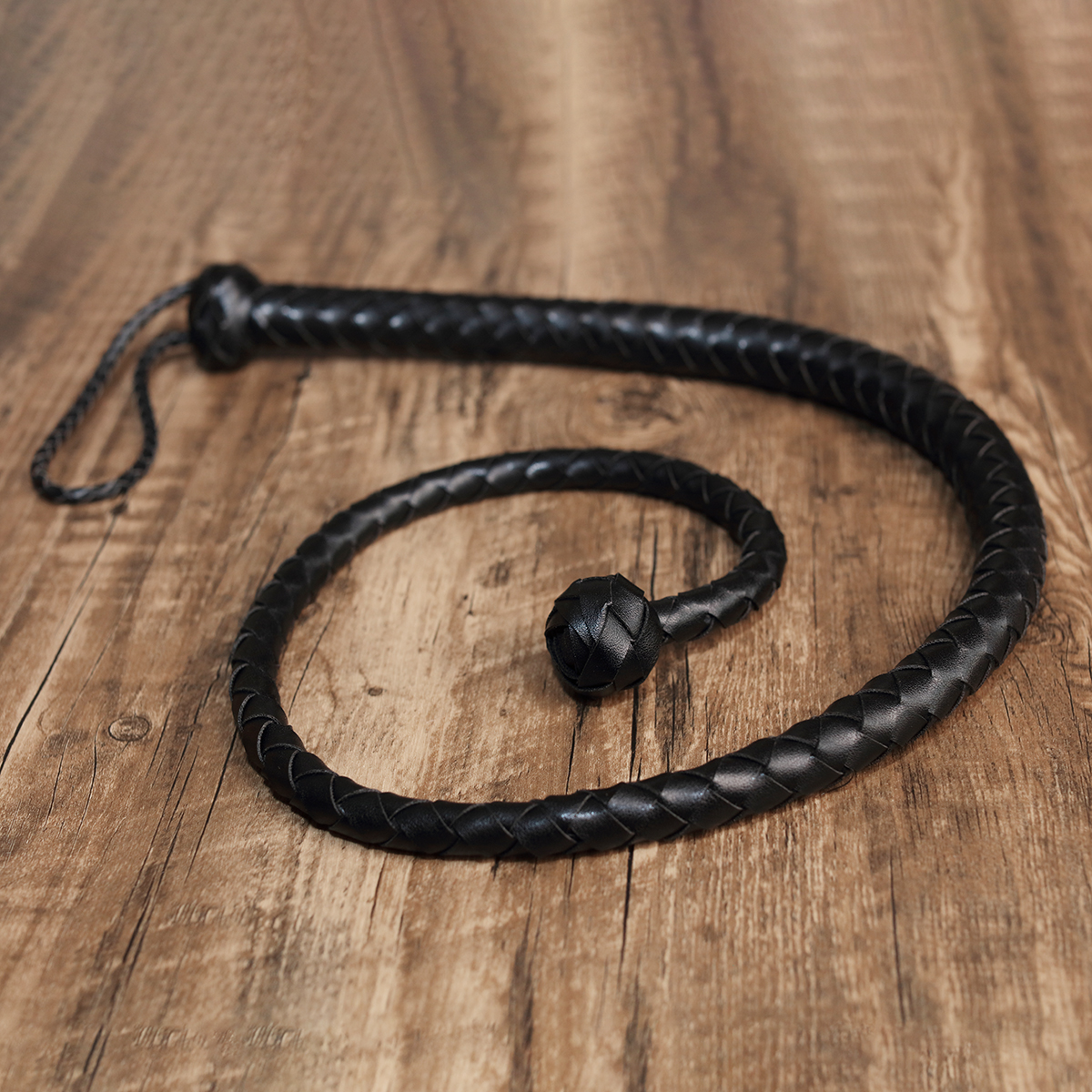 エレガントで初心者にもおすすめのSM用一本鞭 お尻ペンペン 鞭