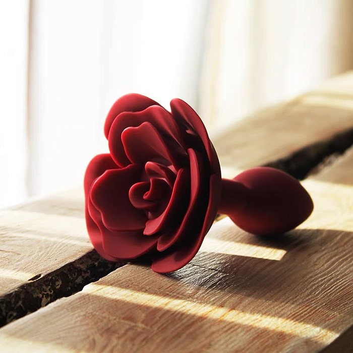 お尻に薔薇の花が咲くシリコンアナルプラグ 赤 / 黒