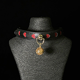 ハート型にくり抜かれた鈴付き本牛革拘束首輪 リード付き