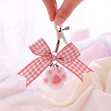 ふわふわで可愛い肉球のチェック柄リボンニップルクリップ