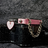 ピンクと黒のコントラストを効かせたシックな本革拘束首輪