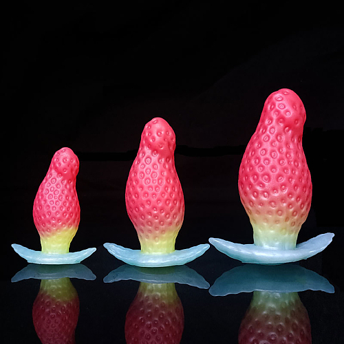 かわいいイチゴアナルプラグ 液体シリコン製 4サイズ展開