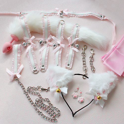 可愛さがたまらない白猫に変身できちゃうSMスターター9点セット