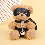 存在感のあるボンデージクマぬいぐるみのキーホルダー