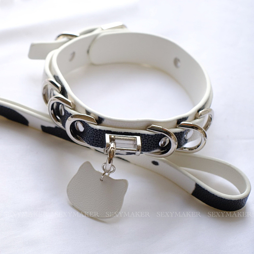 猫型チャームが付いたミルク柄リング拘束首輪 リード付き