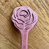 美しい薔薇彫刻されたエレガントな木製スパンキングパドル