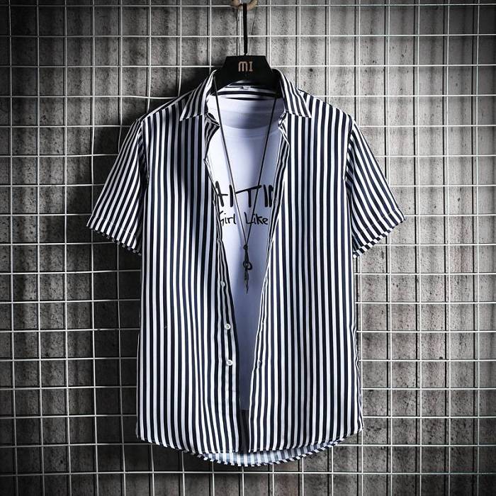 【M-4XL】2021新款韓版條紋修身彈力襯衫，品質做工，帥氣有型，聚會/出行/旅遊皆適宜！